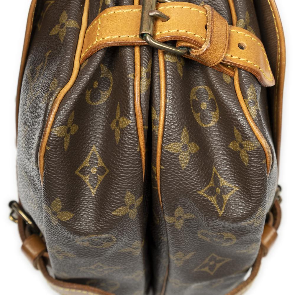 Louis Vuitton Saumur MM - Picture 7 of 11